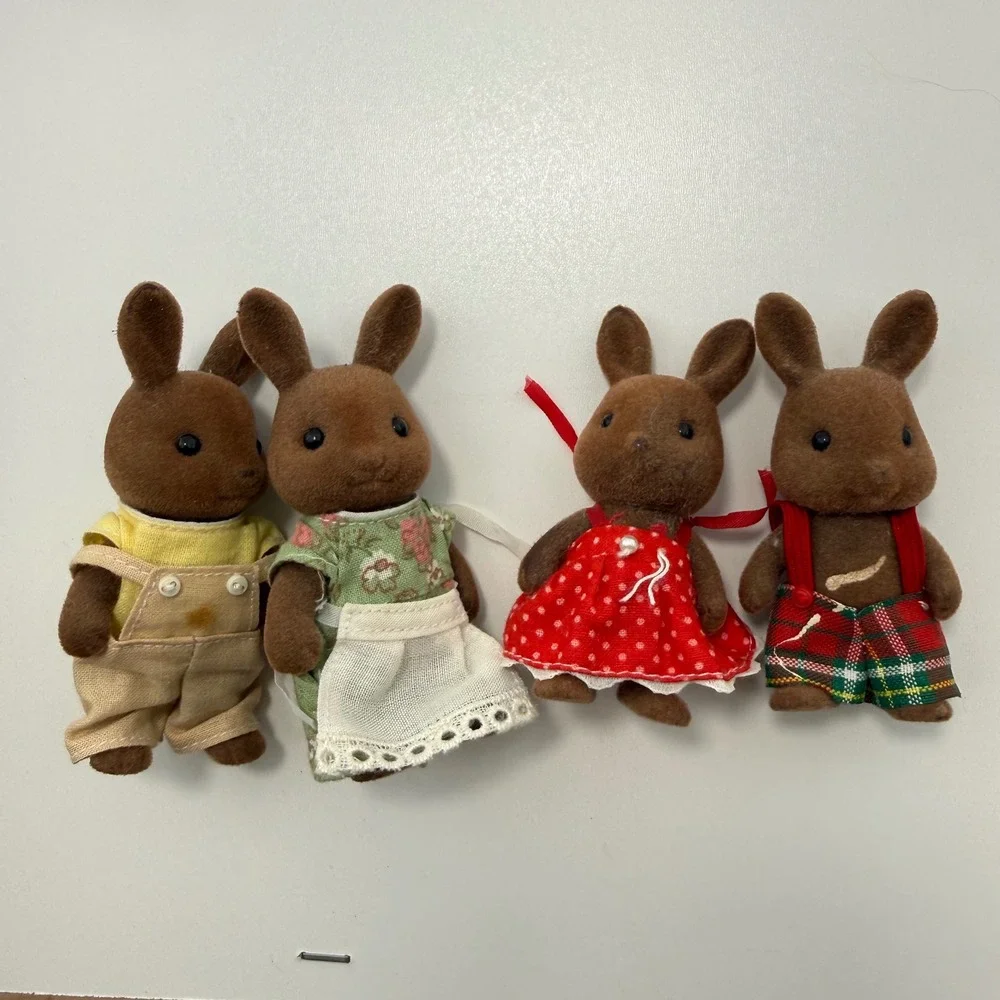 Sylvanian Families overall good